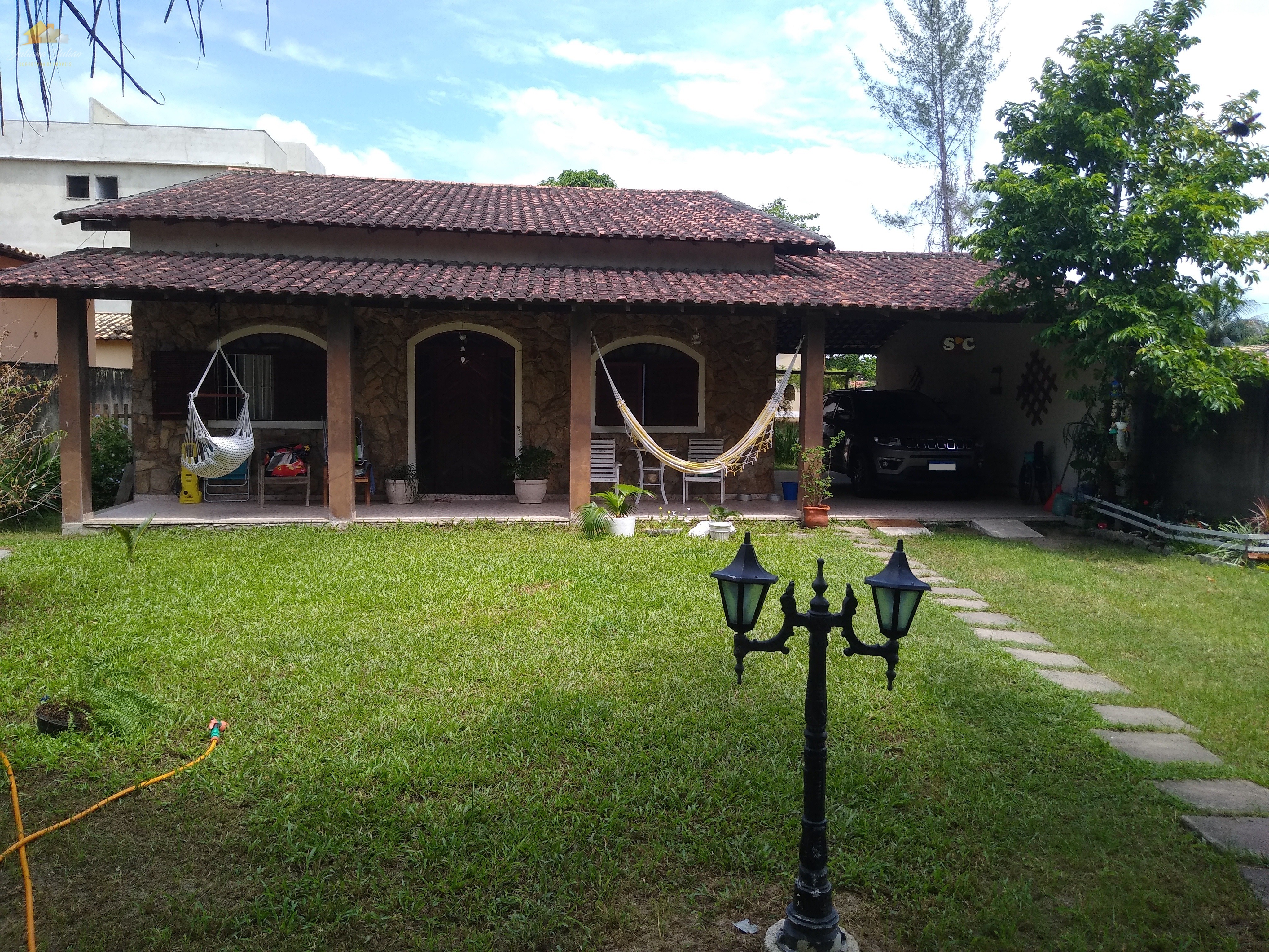 Casa Linear Independente com Quintal em terreno de 560 m² no Costazul, Rio  das Ostras/RJ