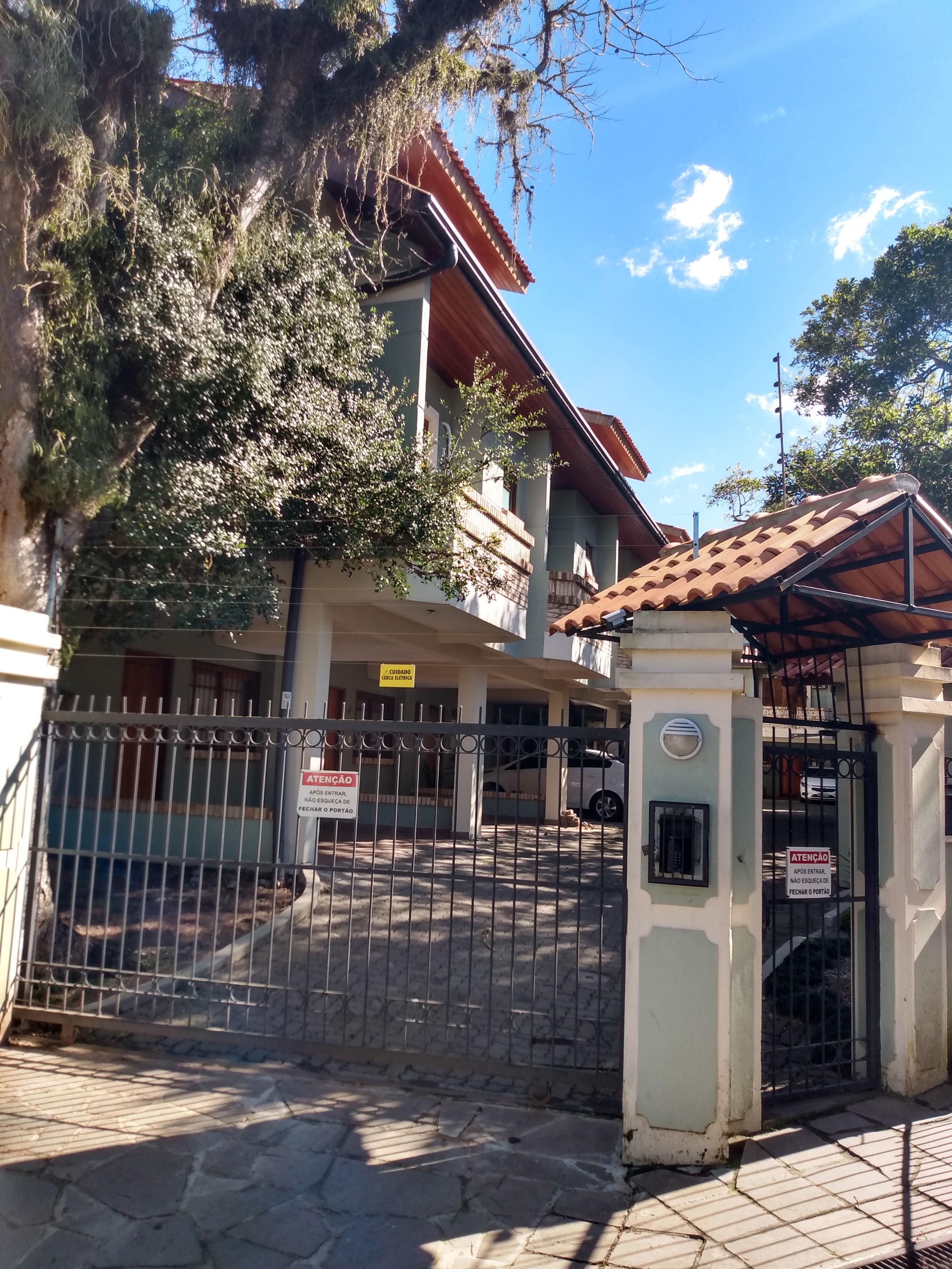 Empreendimento Bahamas Casa com 3 Quartos, Ipanema, Porto Alegre – R$  830.000,00 – COD. MI13565 – Clipes Imóveis – RGI