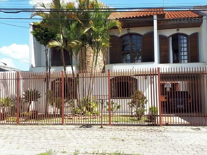 Casas com cozinha grande à venda em Fanny, Curitiba, PR - ZAP Imóveis