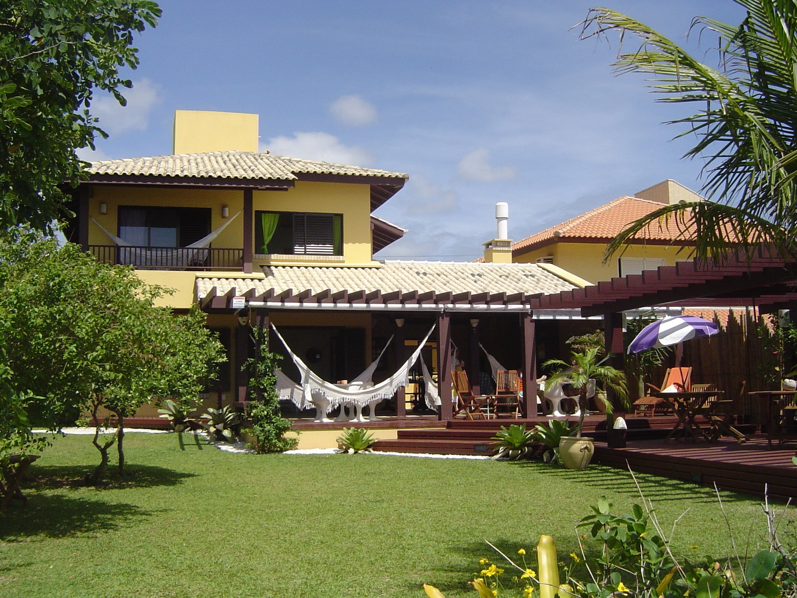 Casa de frente para o mar em Mariscal, bombinhas - Santa Catarina.