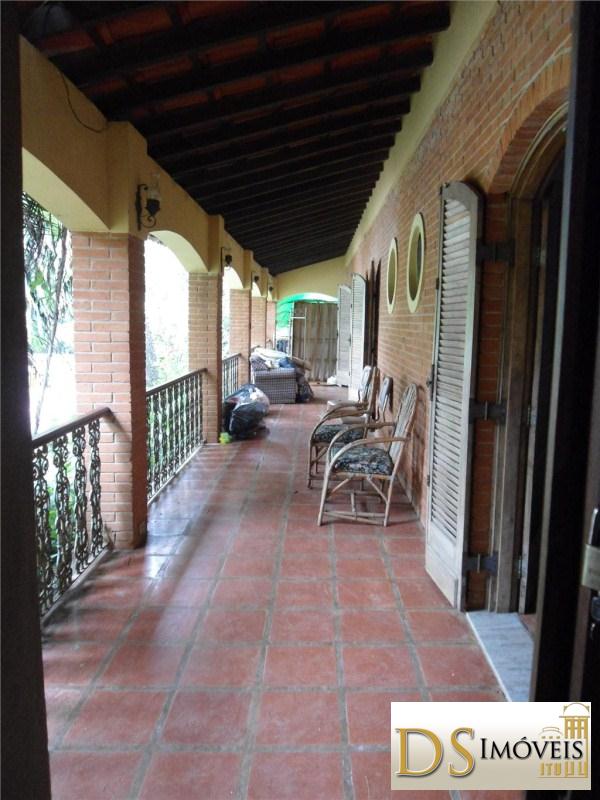  Casa de temporada Casa com Piscina e Sala de Jogos em  Araçoiaba da Serra/SP , Araçoiaba da Serra, Brasil . Reserve seu hotel  agora mesmo!