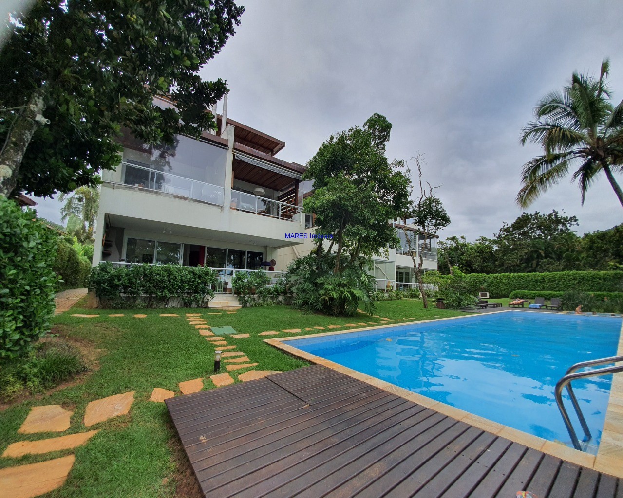 Casa Frente Ao Mar Na Praia De Camburi