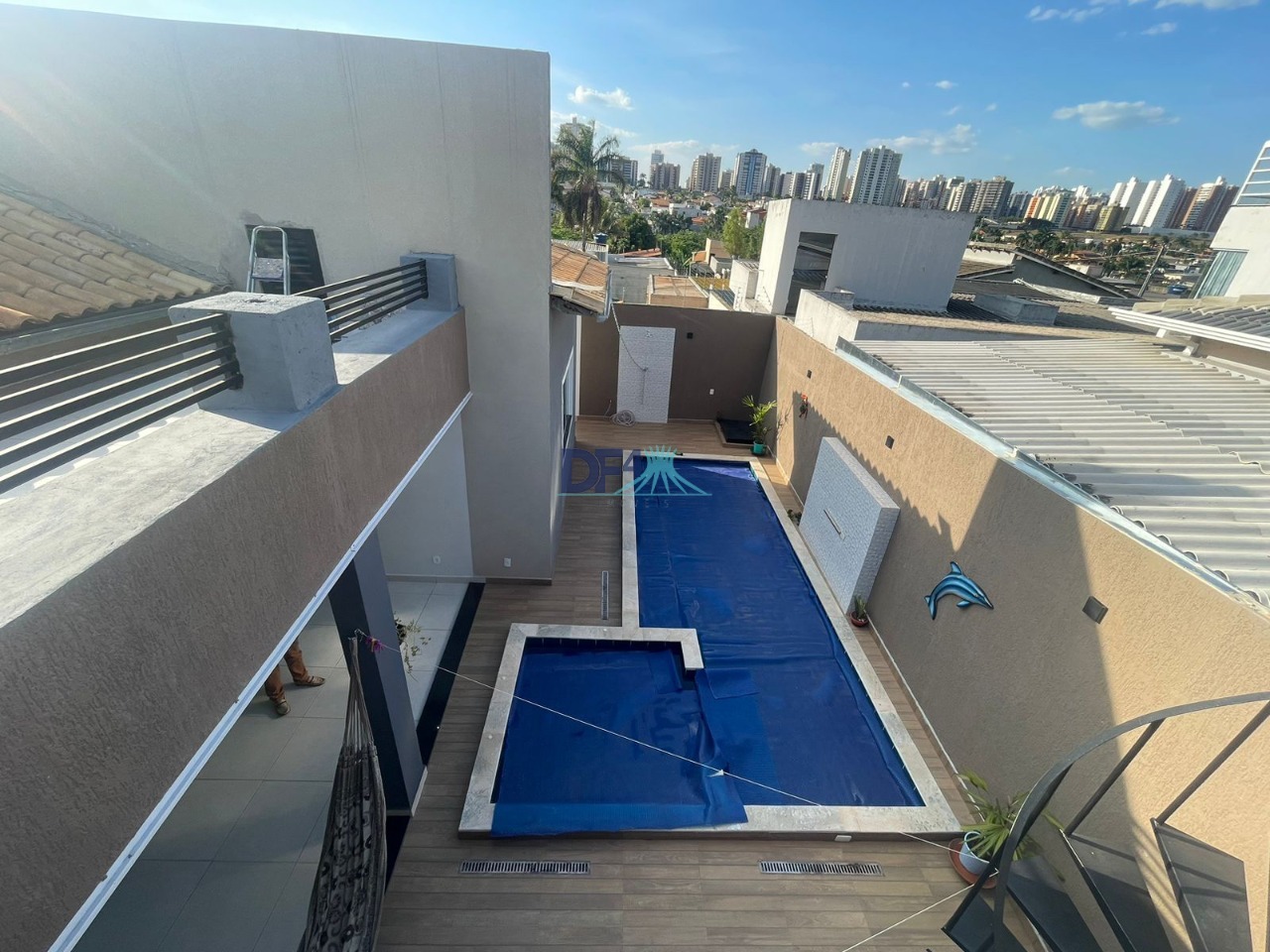 Casa Colonial em Lote de 400m² com 03 Suítes DCE Armários Planejados e  Lazer Completo na Rua 12 Vicente Pires