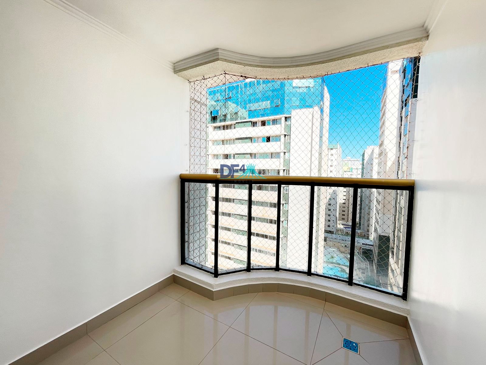 Apartamento à venda com 3 Quartos, Águas Claras Norte, Águas