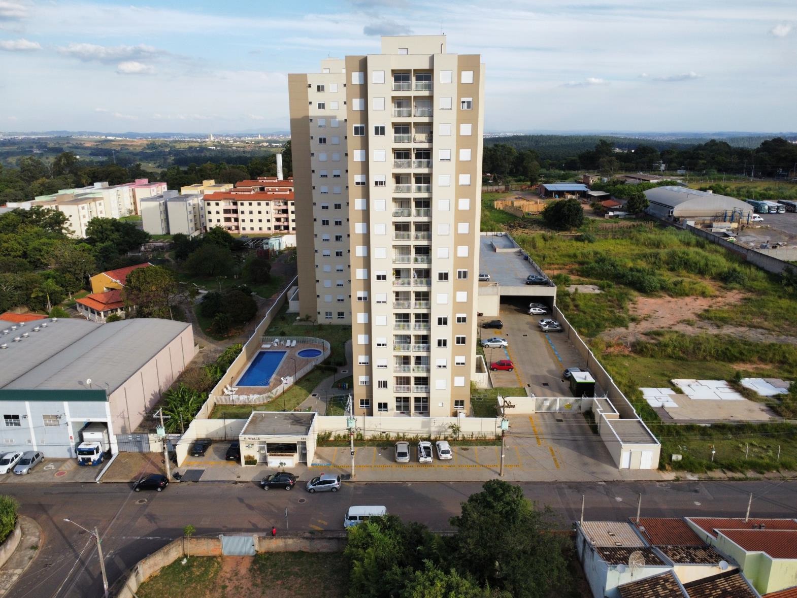 Apartamentos para alugar na Rua Santa Rosa Júnior em São Paulo