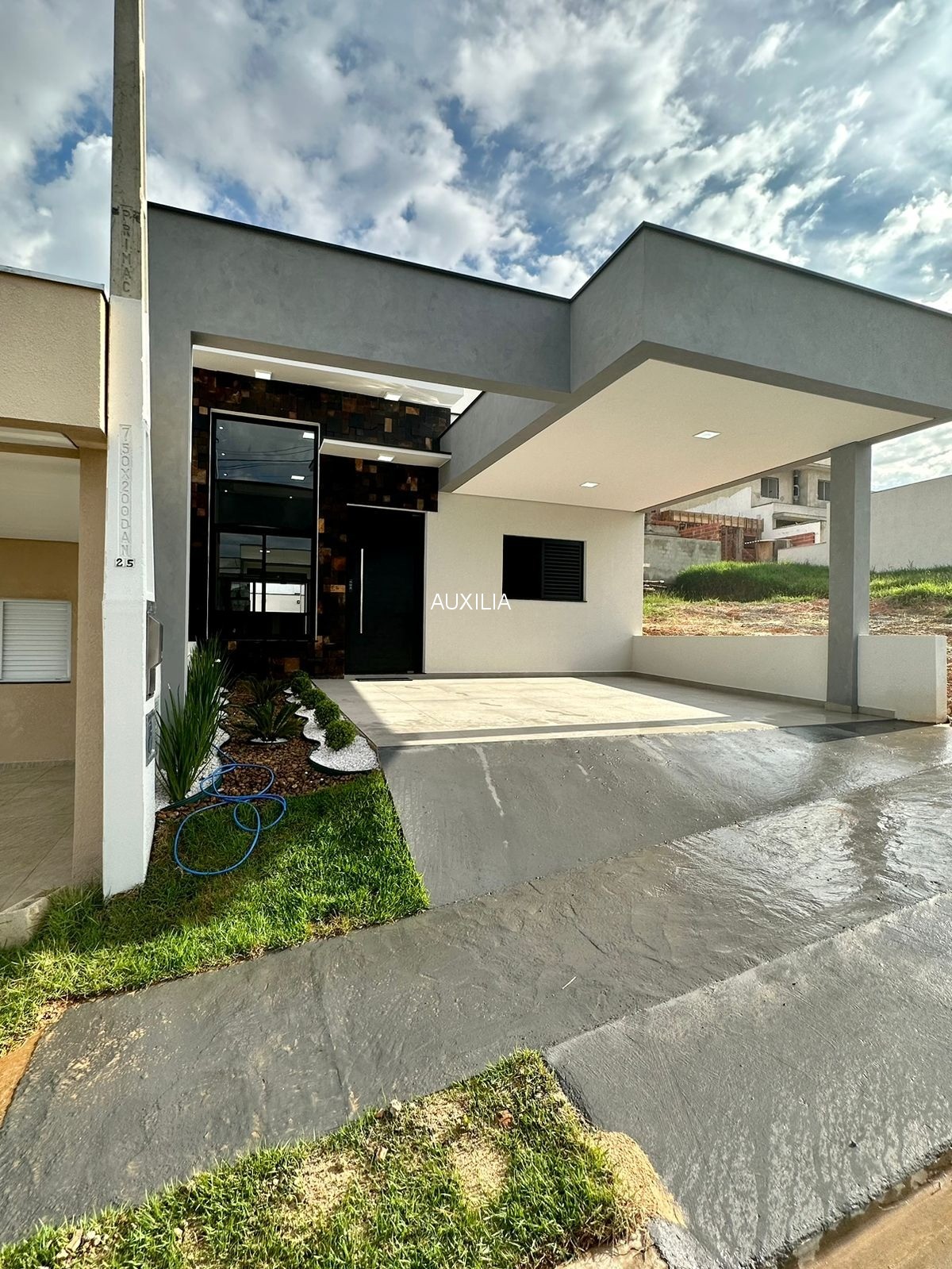Casa à venda com 3 Quartos, Horto Florestal, Sorocaba - R
