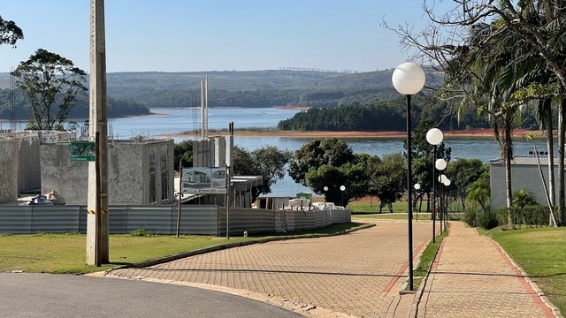 Lote no Condomínio Le Portier Nautic Residence.