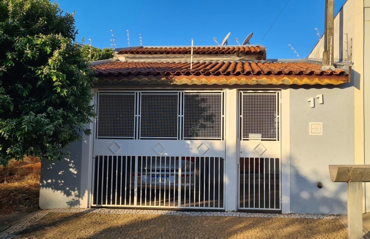 CASA A VENDA EM MARILIA *ACEITA PERMUTA*