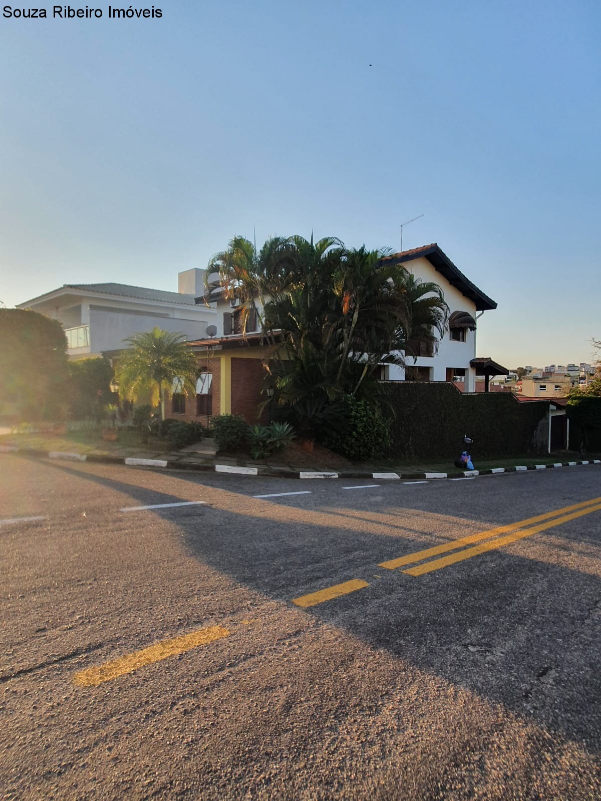 Casa - Vila Mineirao em Sorocaba, SP - página 1 - Souza Ribeiro