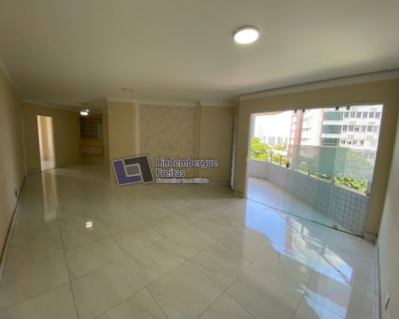 Apartamento à venda com 190 m2, 04 quartos sendo 01 suíte - Petrópolis/Natal /RN
