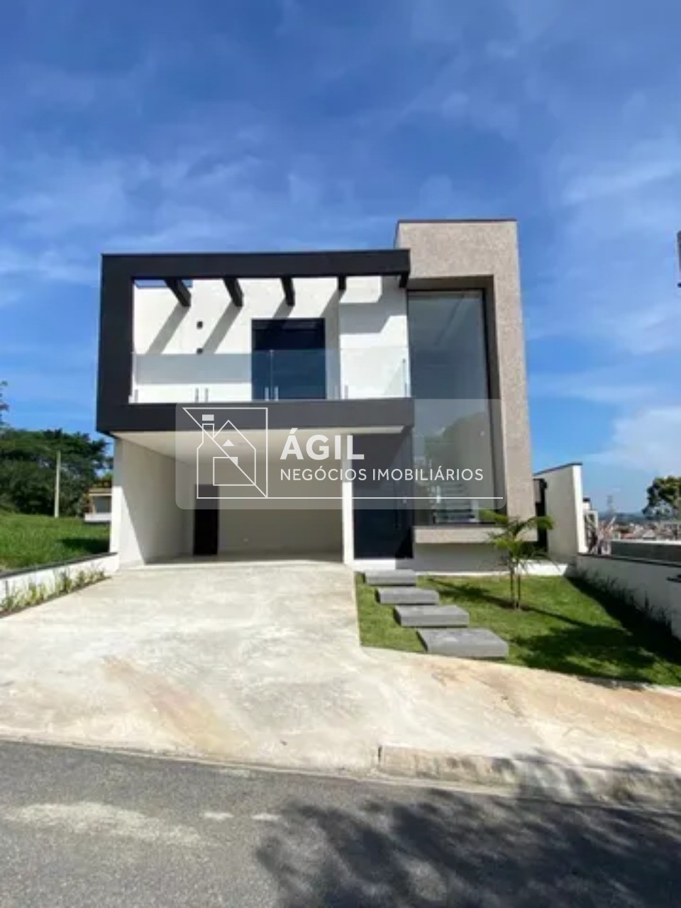 Casa condomínio Residencial Fogaça Jacareí 3 dormitórios 1 suíte