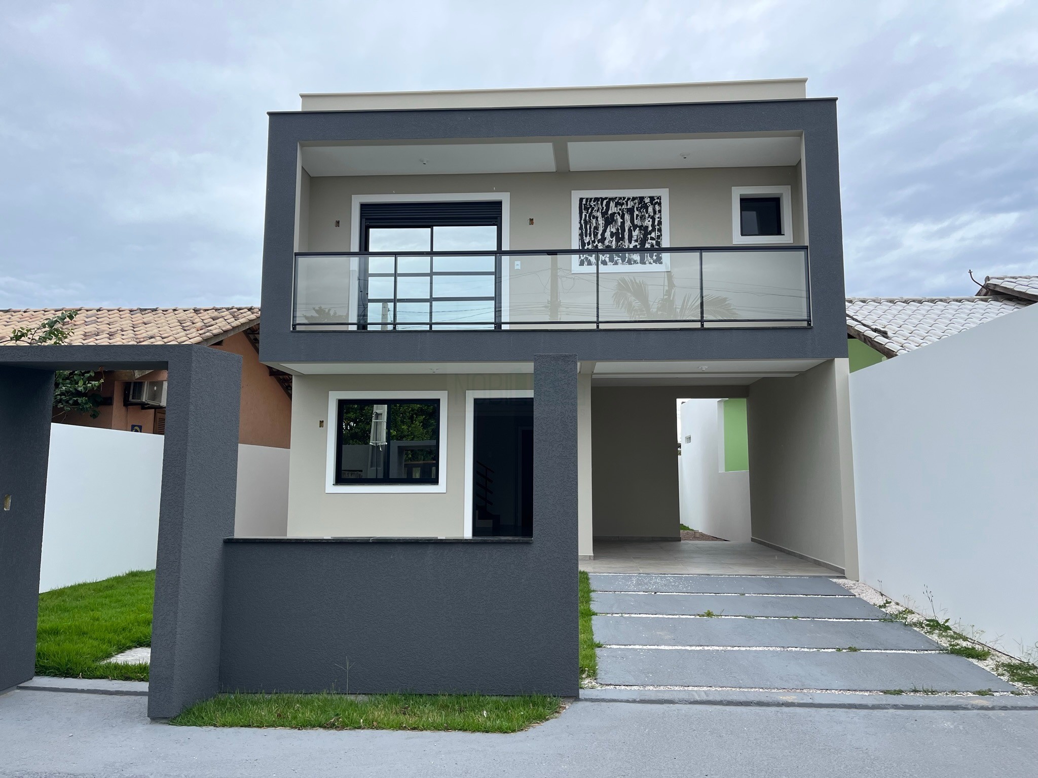 Casa para Venda - Florianópolis / SC no bairro Ingleses do Rio Vermelho, 3  dormitórios, sendo 1 suíte, 2 banheiros, 1 vaga de garagem, área total  165,00 m², área construída 80,00 m², área útil 165,00 m²