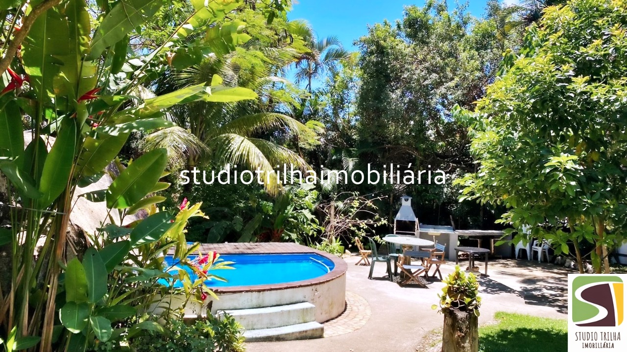 Casa/Restaurante Escritura DEFINITIVA com 6 dormitórios em Ilhabela-SP