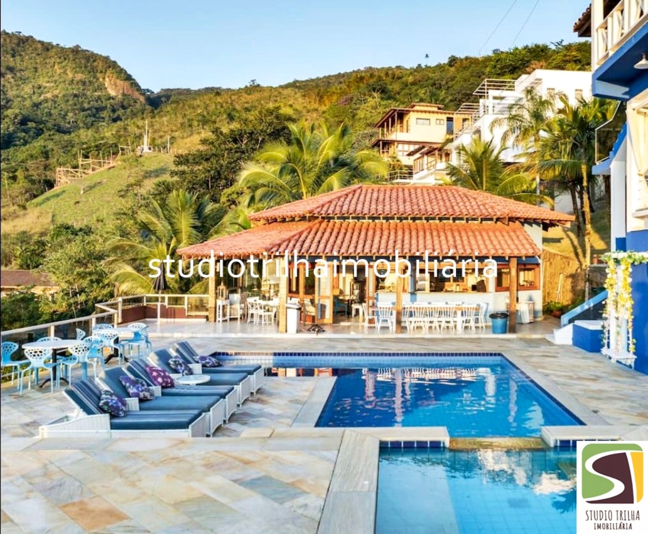 Guest House em condomínio, 13 suítes com Área de Lazer Completa, em Siriúba, Ilhabela - SP