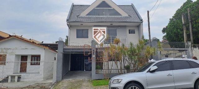 Casas à venda com 5 vagas em Parolin, Curitiba - PR, 82590-300