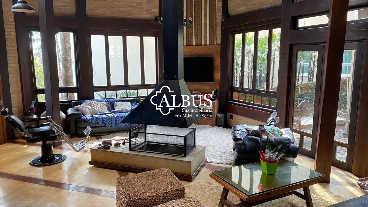 Casa rústica à venda no Morada dos Pássaros, 3 suítes, 800m²