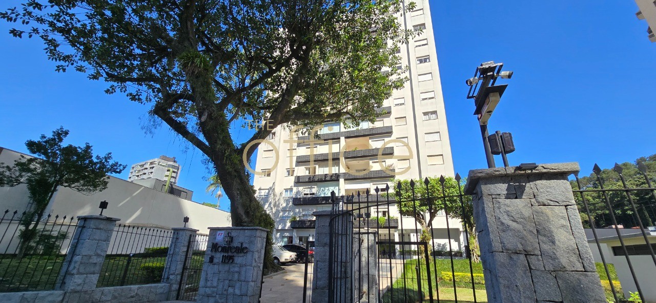 Amplo Apartamento no Centro - 189m² de Área Privativa em Centro — foto 2