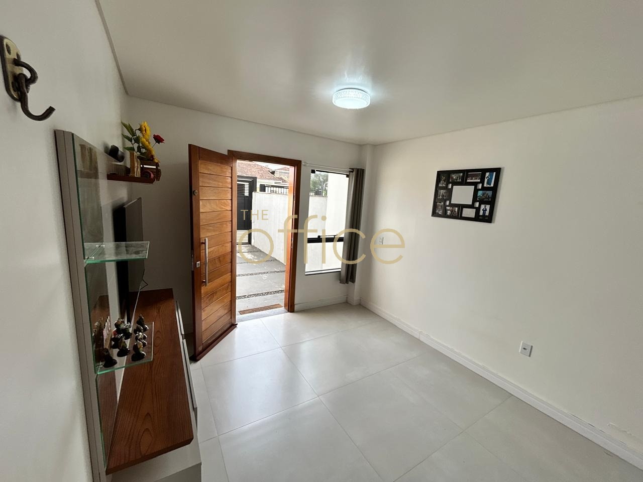Sobrado Geminado Jardim Iririú, com 70m2 privativos, sendo 02 suítes! em Jardim Iririú — foto 2