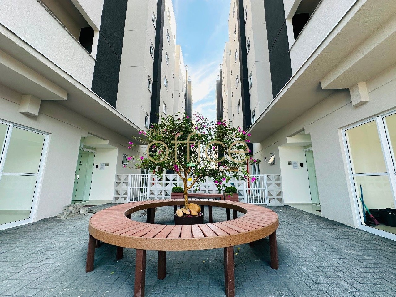Apartamento em Saguaçu — foto 2