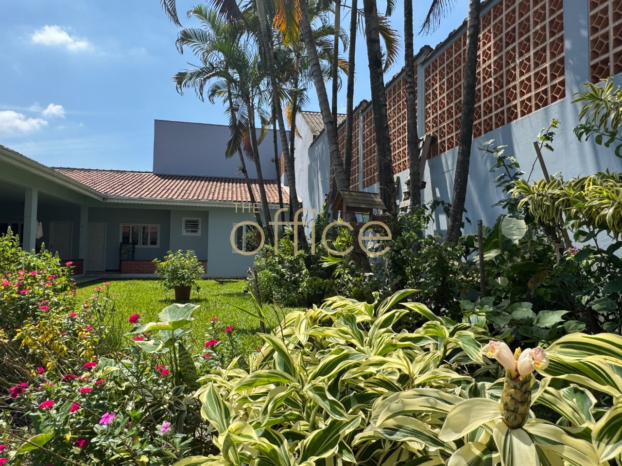 Casa Plana no Bairro Costa e Silva com amplo terreno em Costa e Silva — foto 5