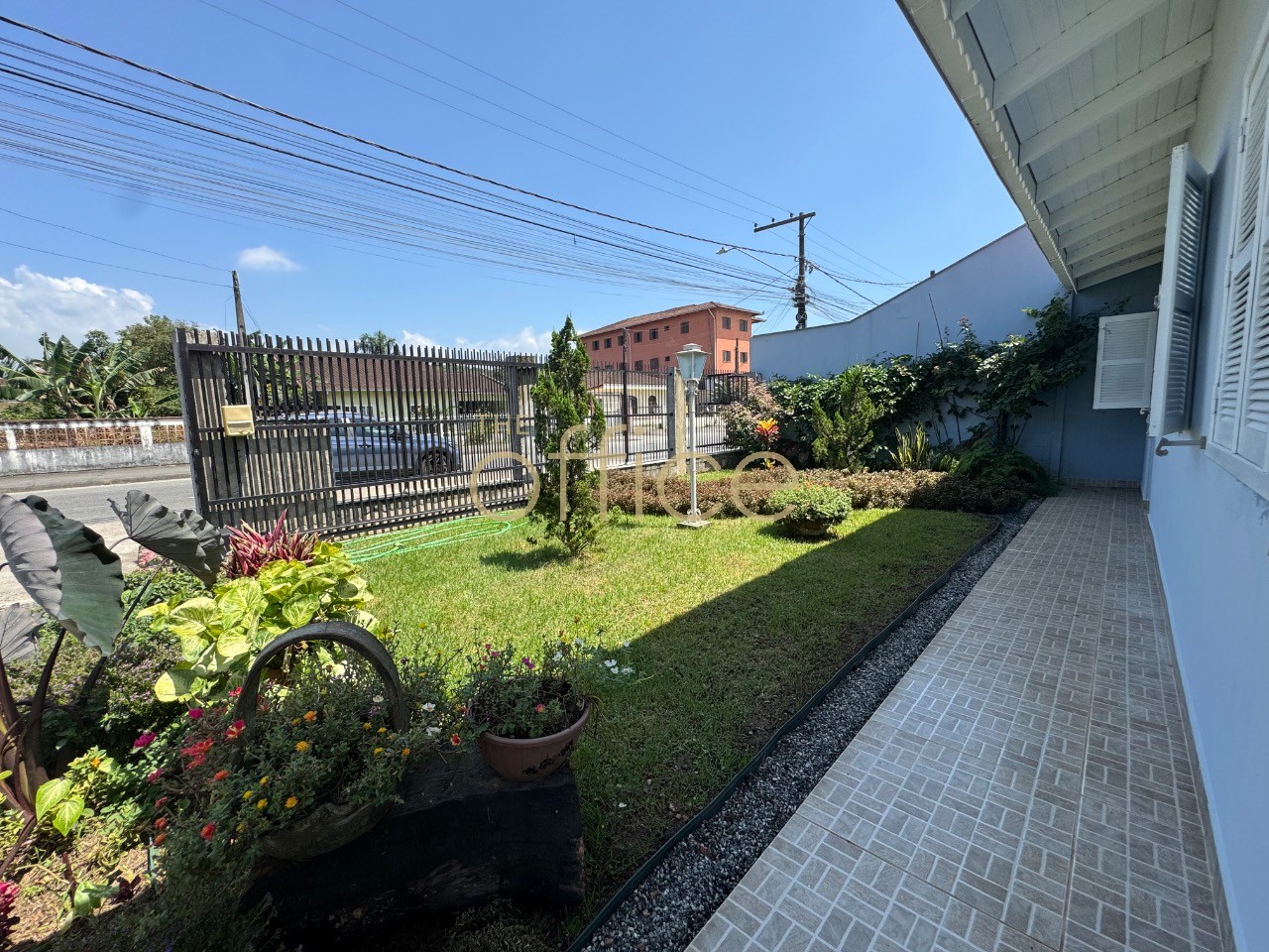 Casa Plana no Bairro Costa e Silva com amplo terreno em Costa e Silva — foto 3
