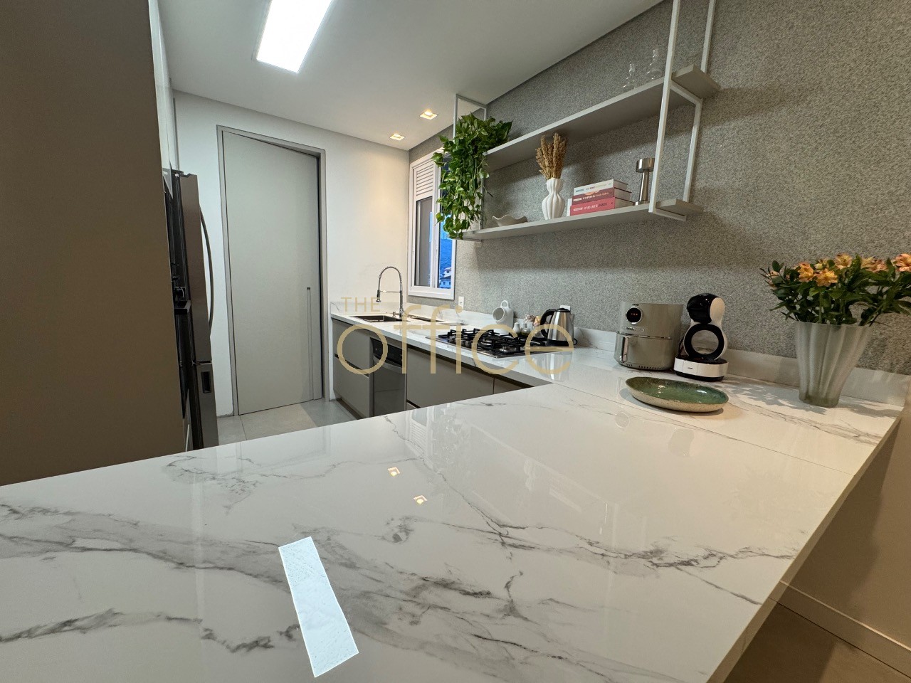 Apartamento em Edifício Moderno No Saguaçu Em Saguaçu — foto 5