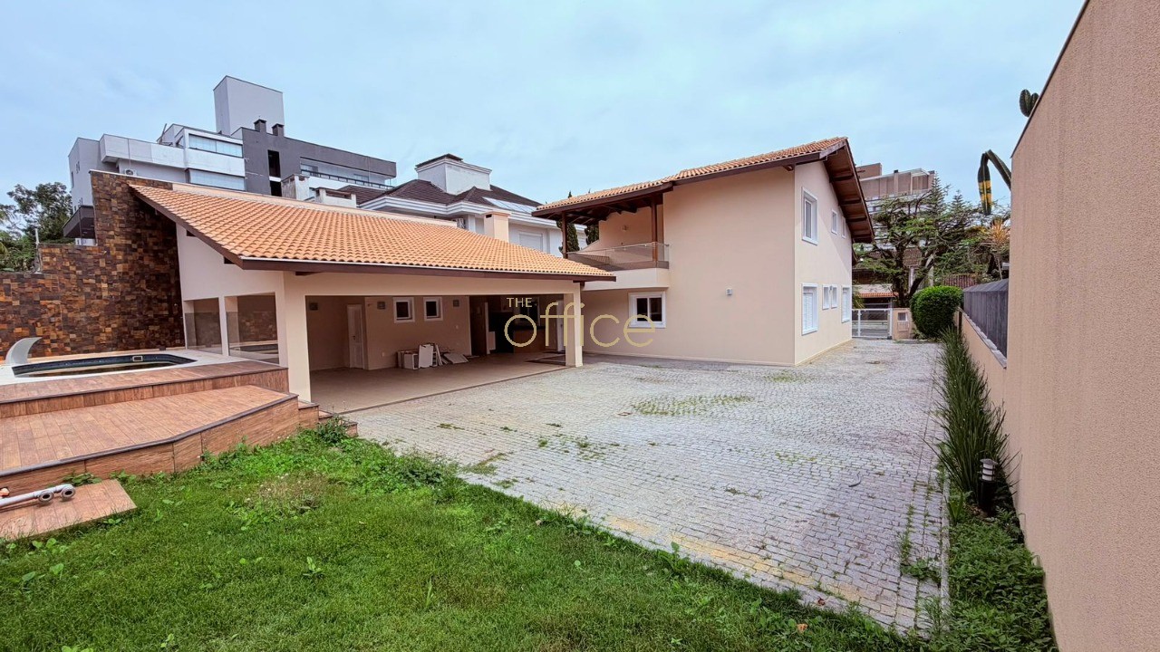 Casa em Saguaçu · Joinville