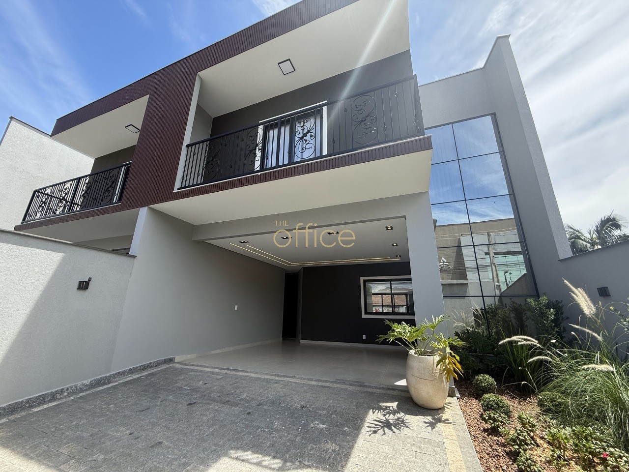 Sobrado em Saguaçu — foto 2