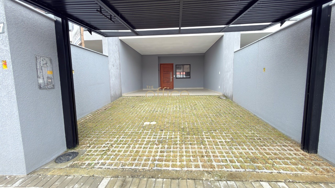 Sobrado em Glória — foto 2