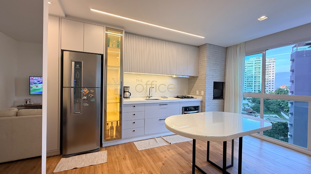 Apartamento à venda no Residencial Cosmopolitan em Centro — foto 2