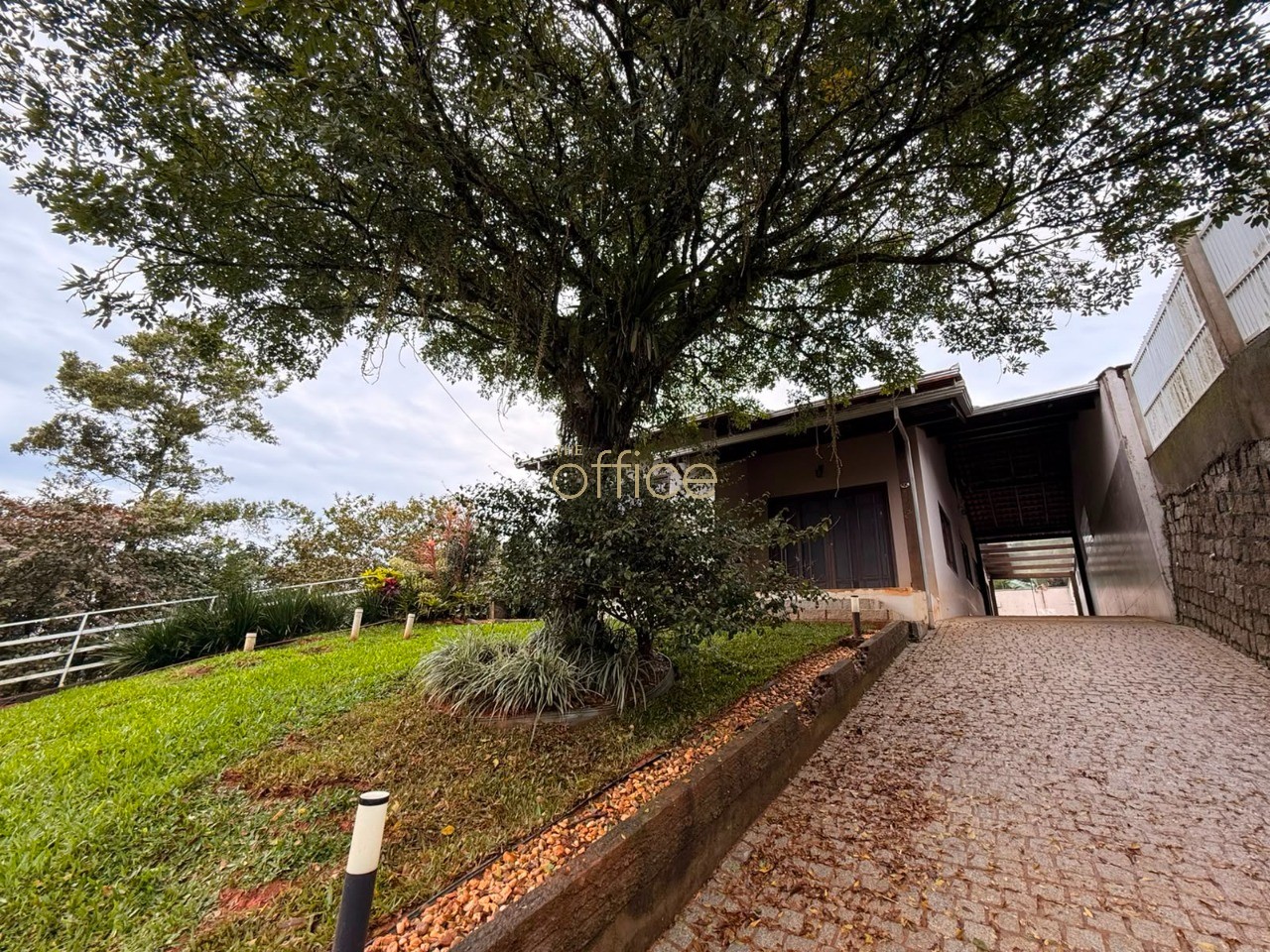 Imperdível oportunidade de compra: Casa bairro Iriríu em Iririú — foto 2