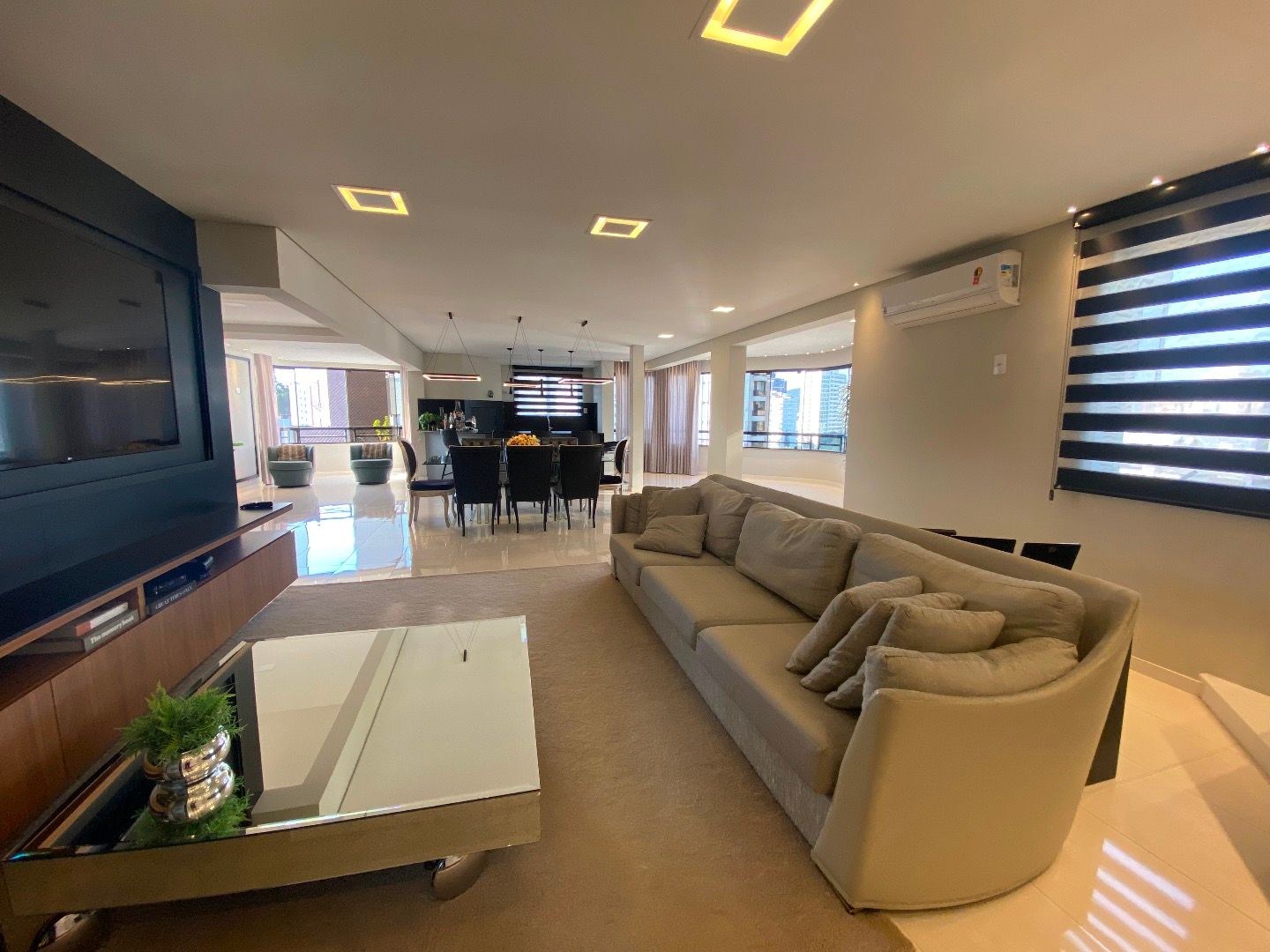 Apartamento em Atiradores — foto 2